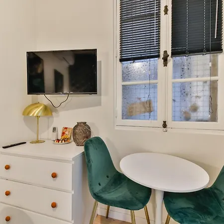 Luxury New Studio 2pers/champs Elysees/ar * Paris